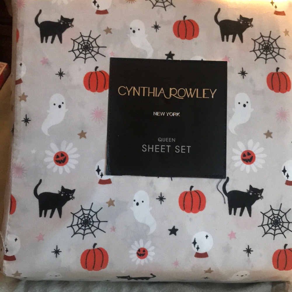 NEW ~ Cynthia Rowley Halloween Queen Sheet Set - Gray